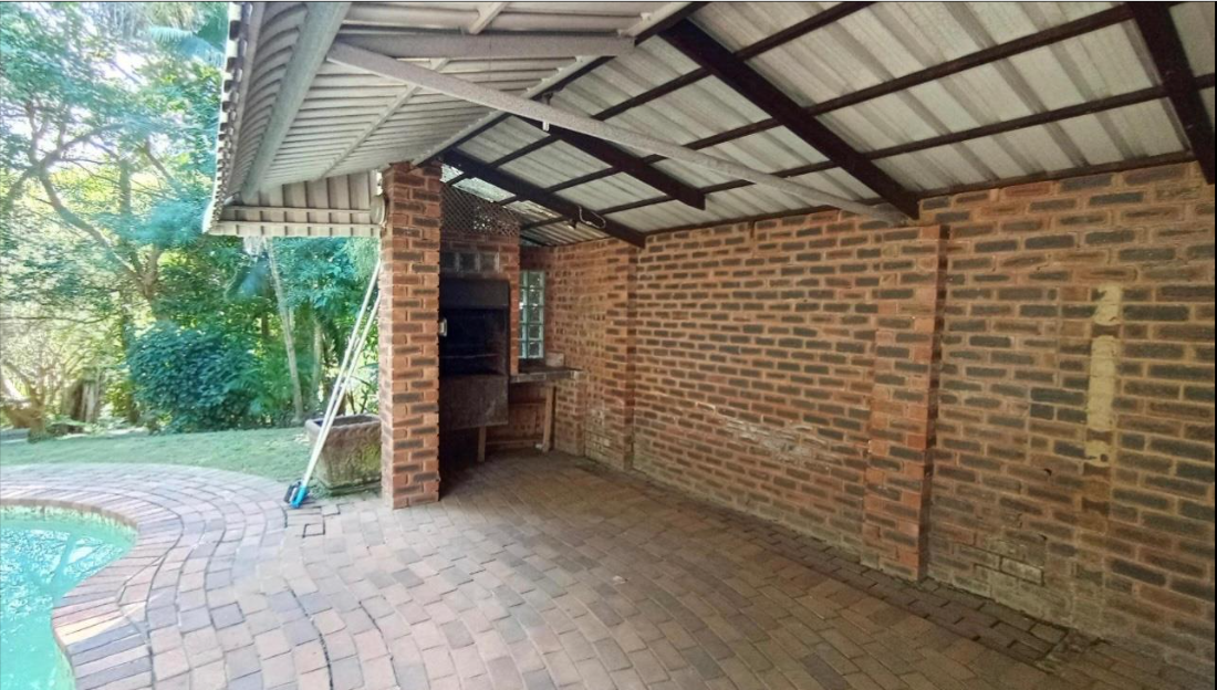3 Bedroom House for Sale in Amanzimtoti - Image 13