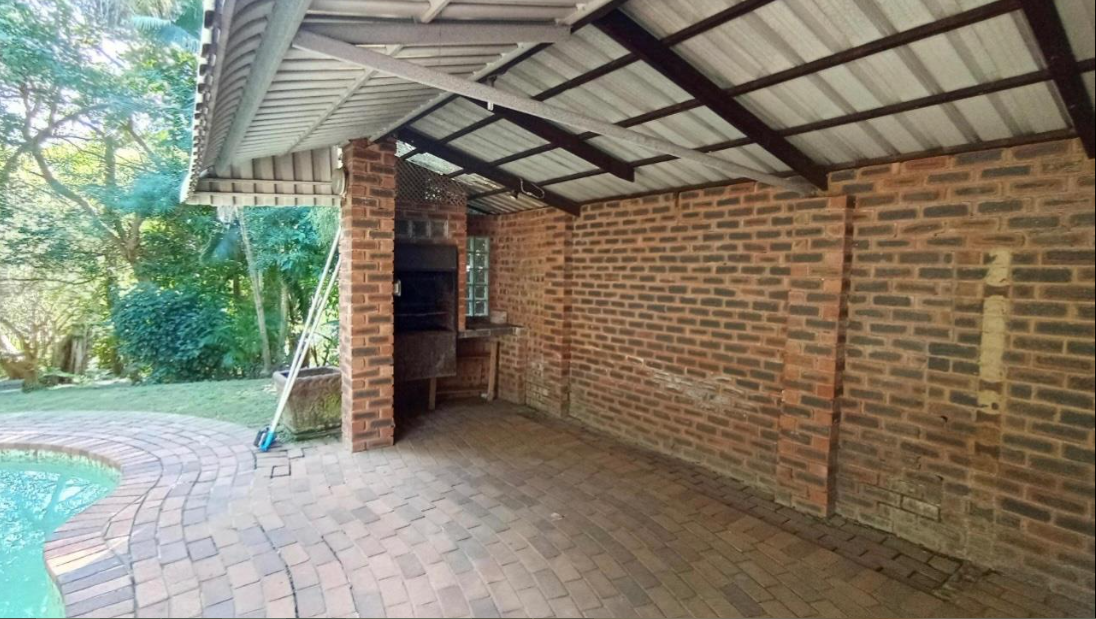 3 Bedroom House for Sale in Amanzimtoti - Image 15