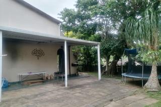 3 Bedroom Townhouse for Sale in Amanzimtoti - Image 25