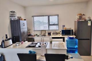 2 Bedroom Apartment / Flat for Sale in Athlone Park - Image 6