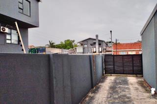 2 Bedroom Apartment / Flat for Sale in Athlone Park - Image 18