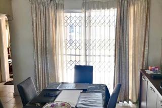 3 Bedroom Townhouse for Sale in Isipingo Rail - Image 7