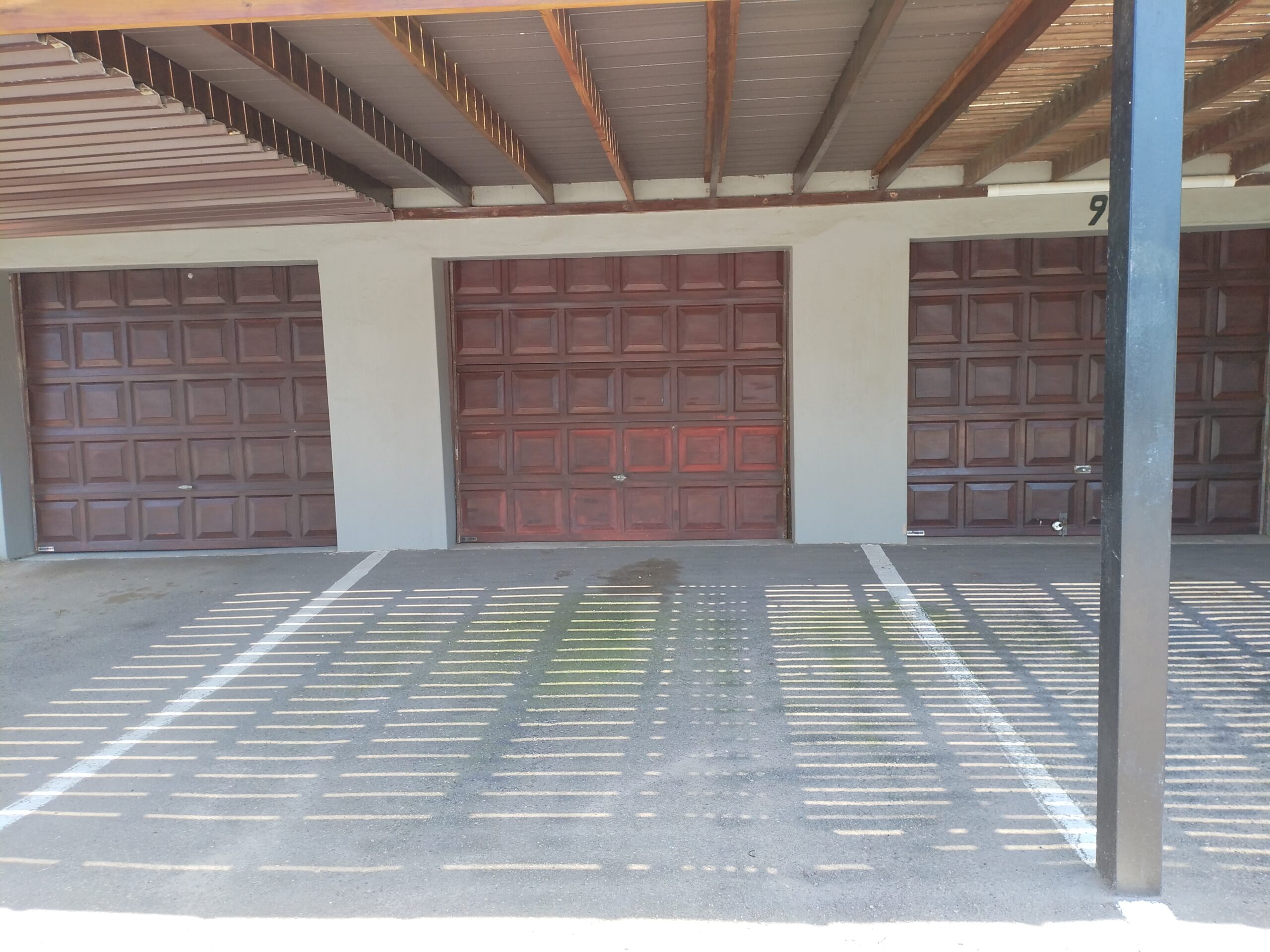 Spacious 3 Bedroom Apartment for Rent in Winklespruit, Amanzimtoti - Image 5