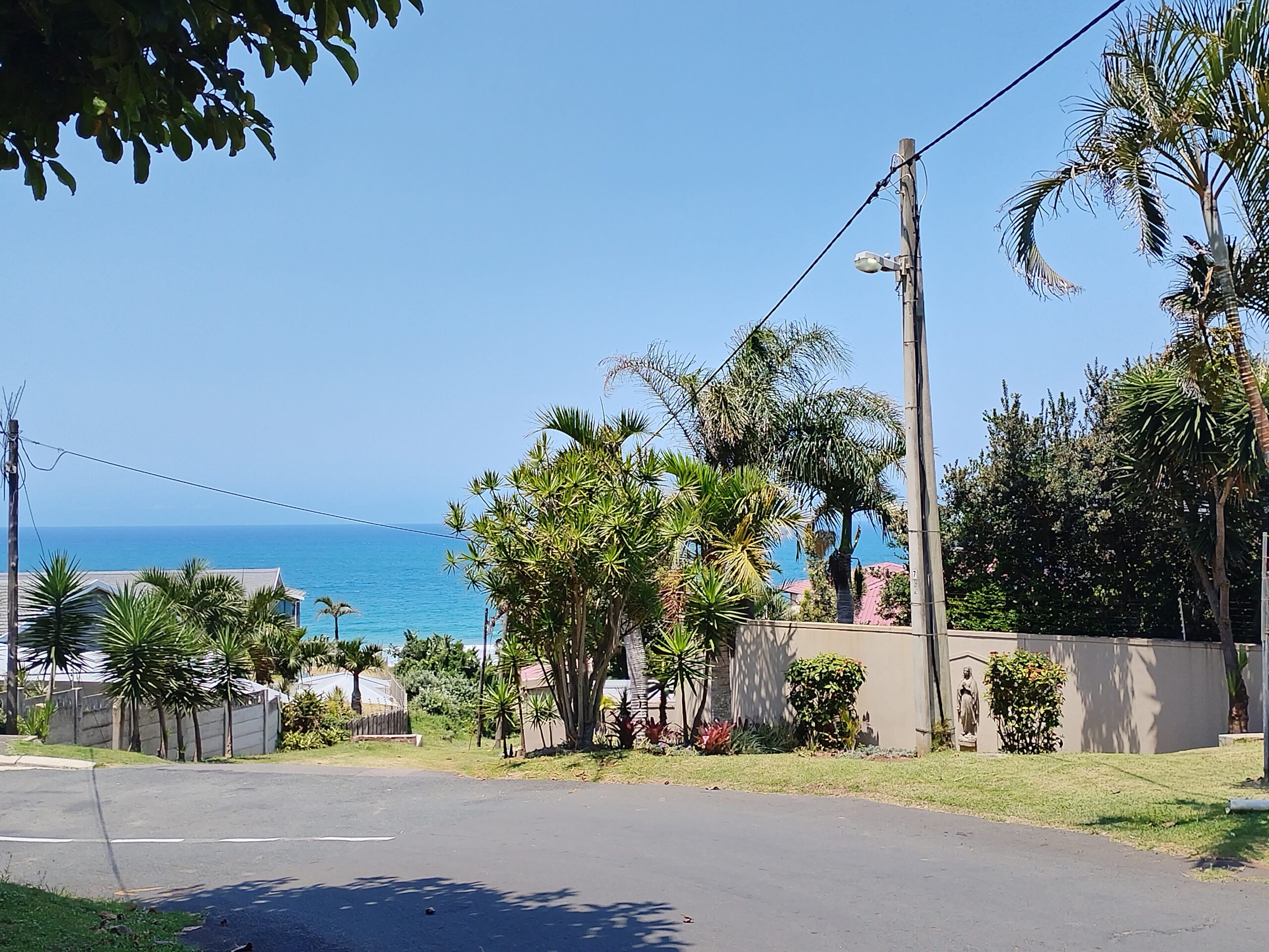 Spacious 3 Bedroom Apartment for Rent in Winklespruit, Amanzimtoti - Image 9