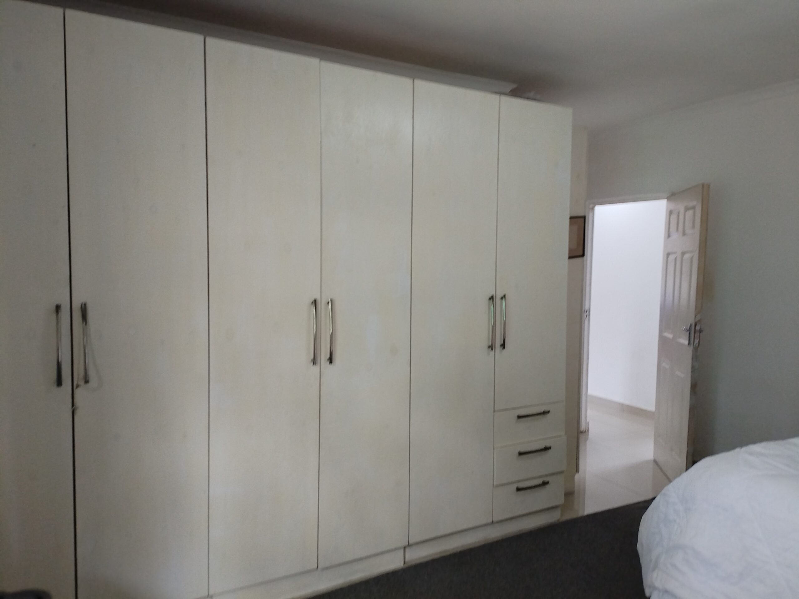 3 Bedroom House for Sale in Lovu B - Image 14