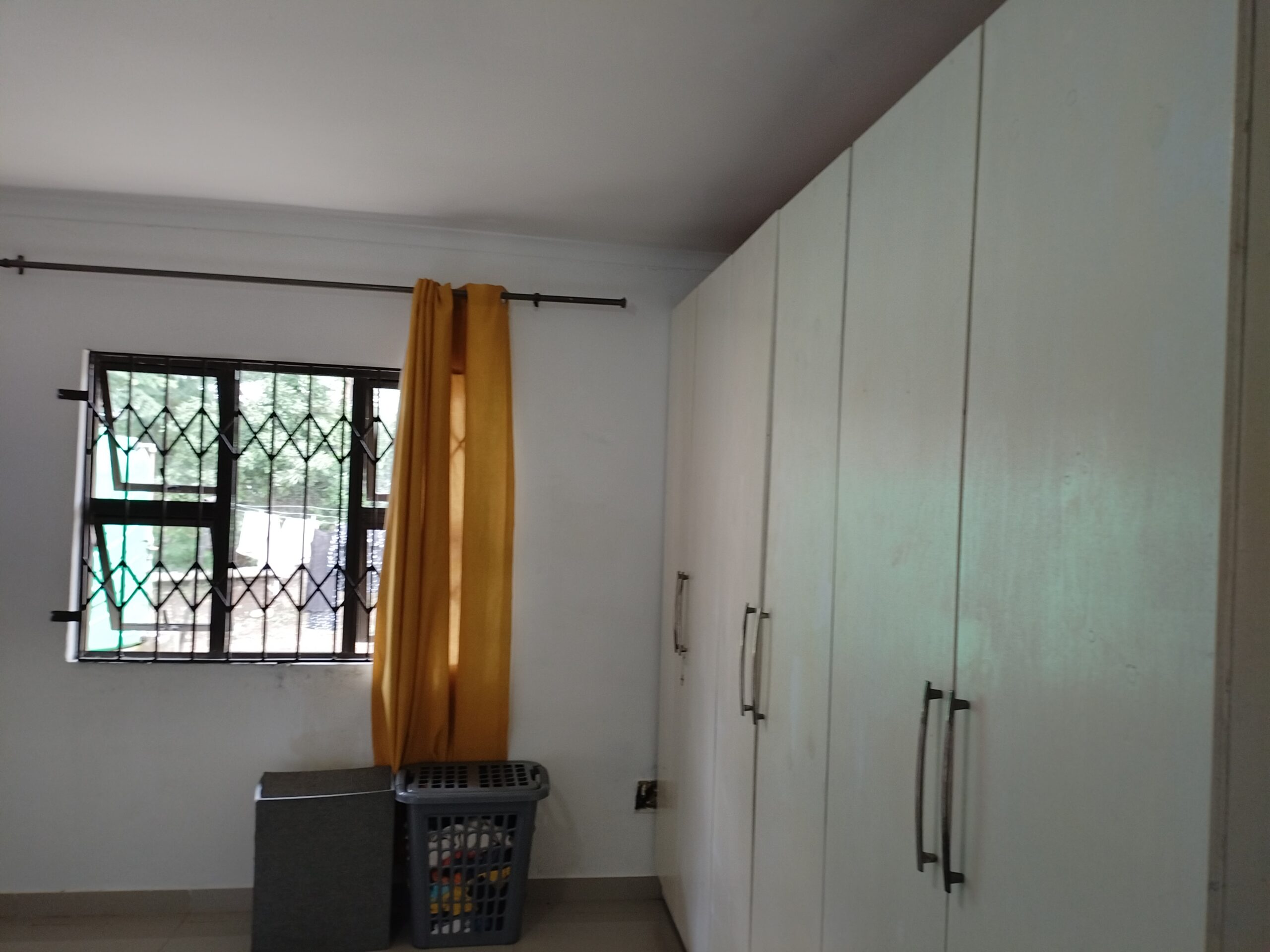 3 Bedroom House for Sale in Lovu B - Image 13