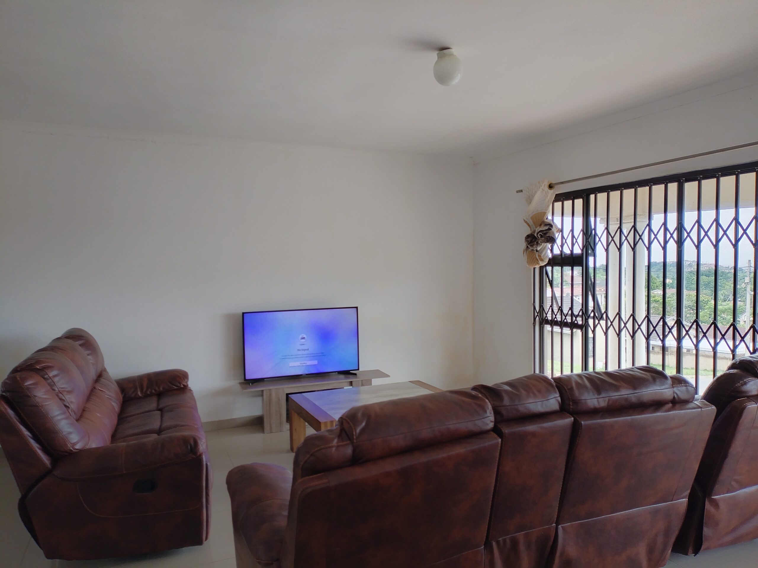 3 Bedroom House for Sale in Lovu B - Image 21