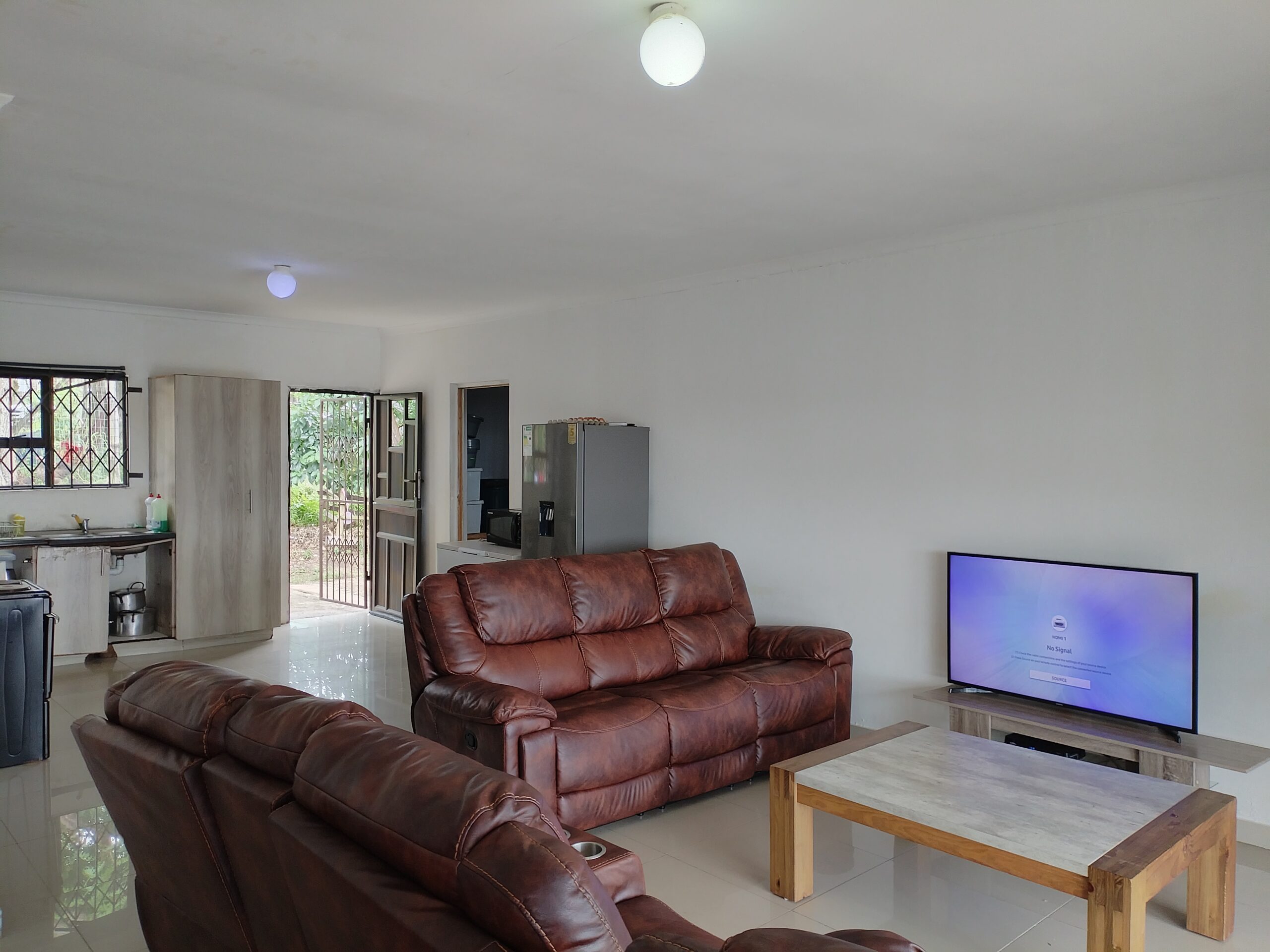 3 Bedroom House for Sale in Lovu B - Image 23