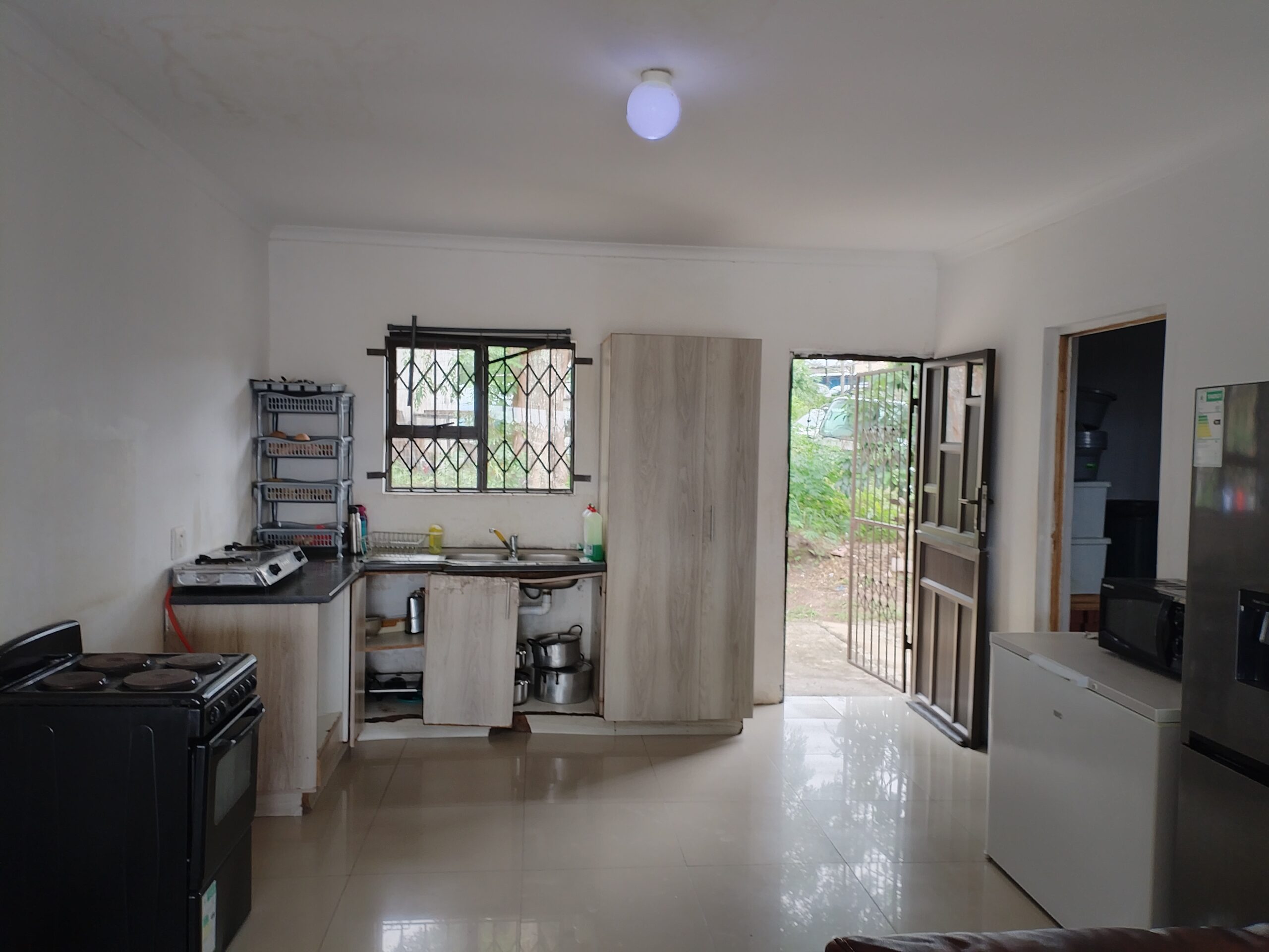 3 Bedroom House for Sale in Lovu B - Image 22