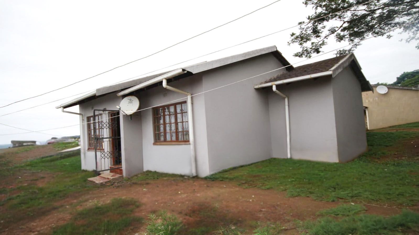2 Bedroom House for Sale in Lovu