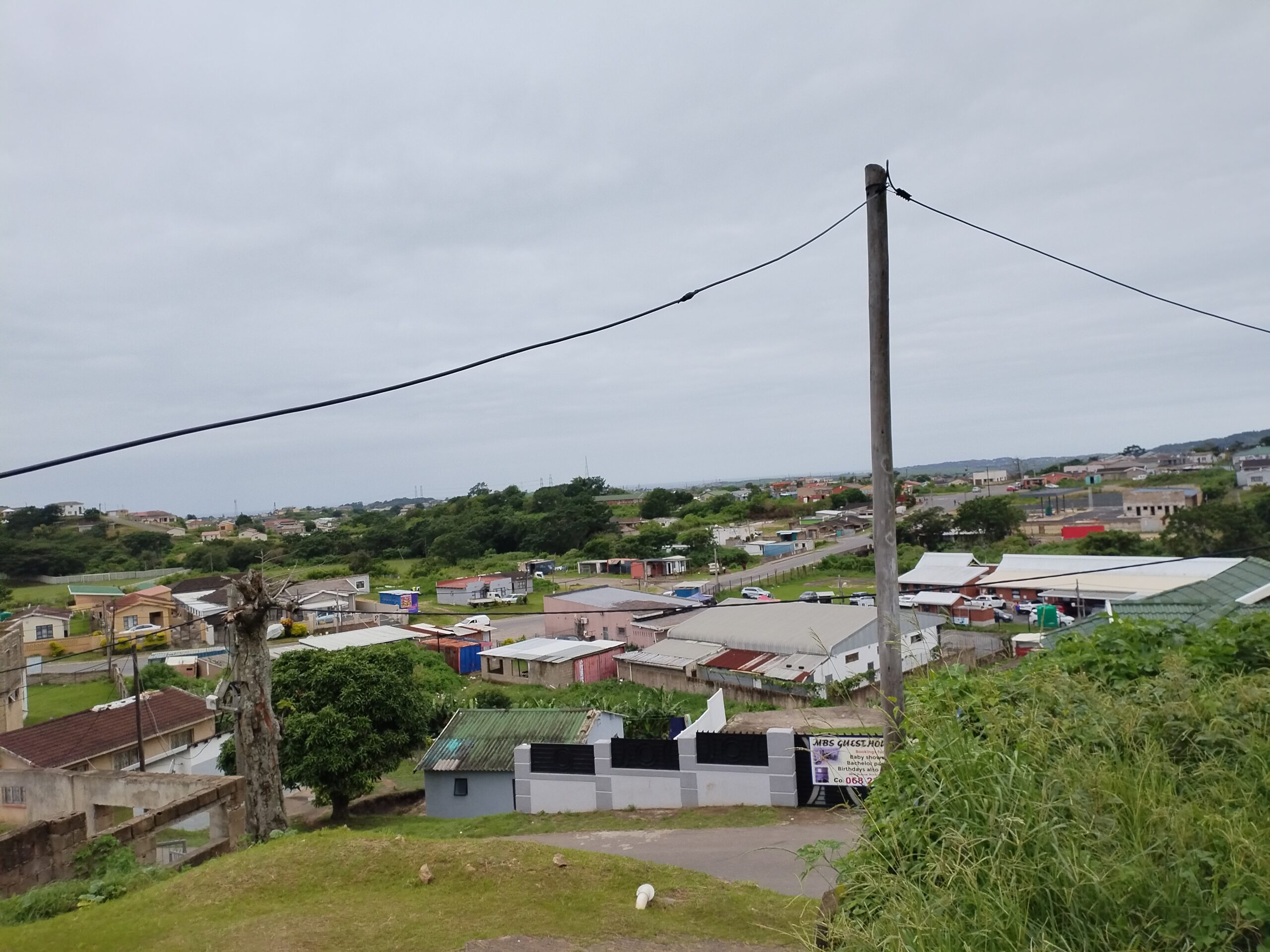 2 Bedroom House for Sale in Lovu - Image 7