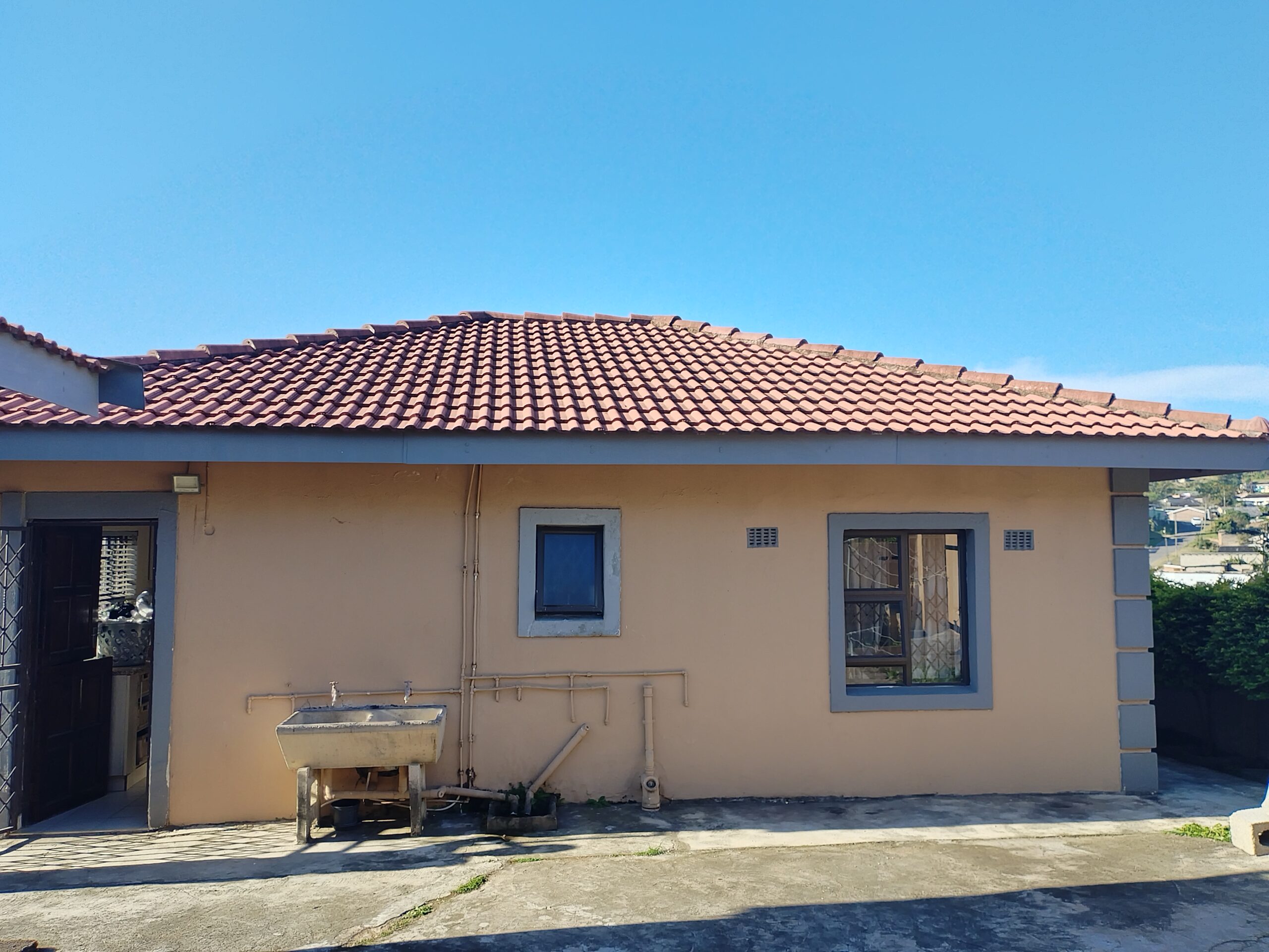 2 Bedroom House for Sale in Umlazi R - Image 8