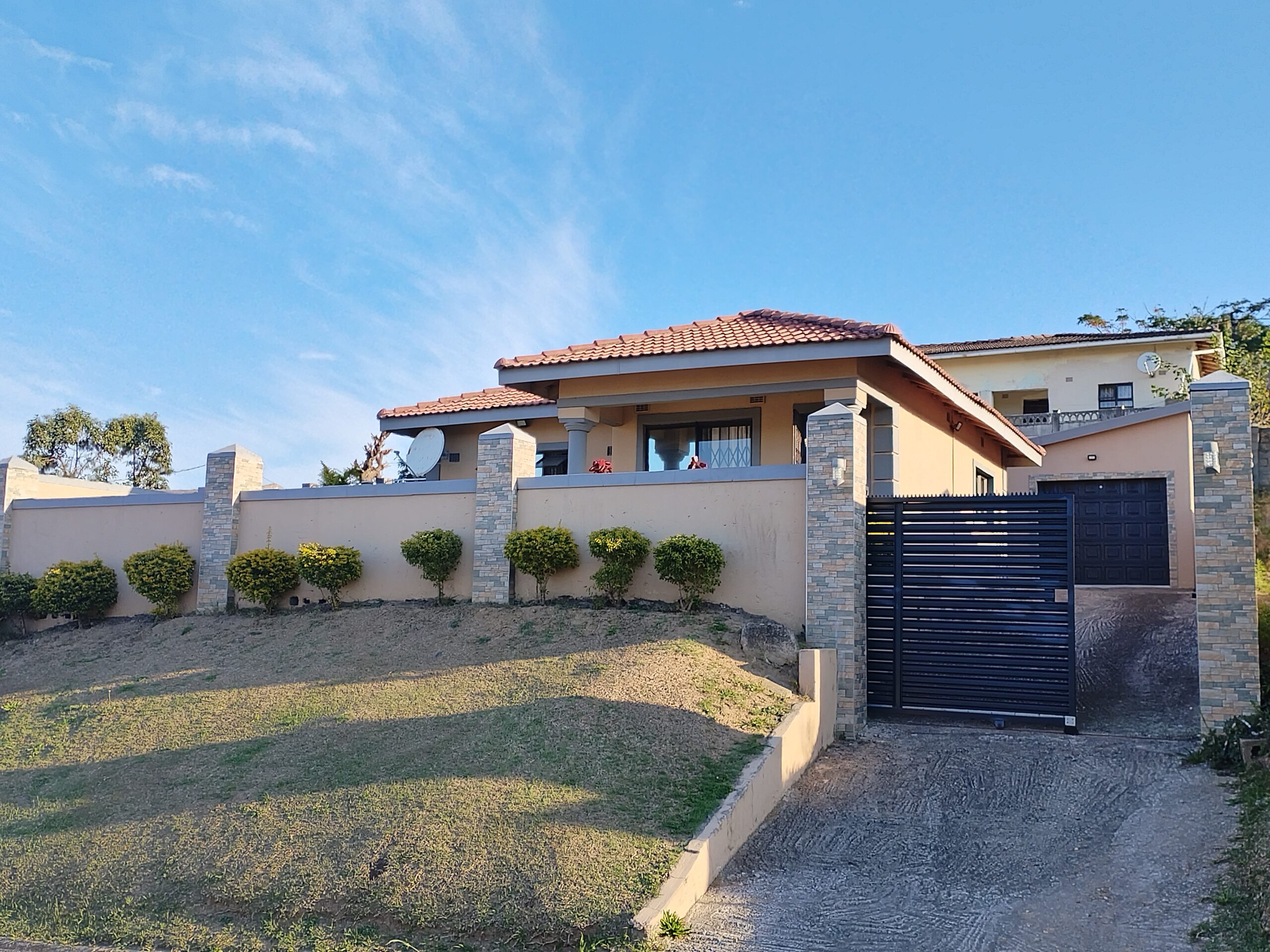 2 Bedroom House for Sale in Umlazi R
