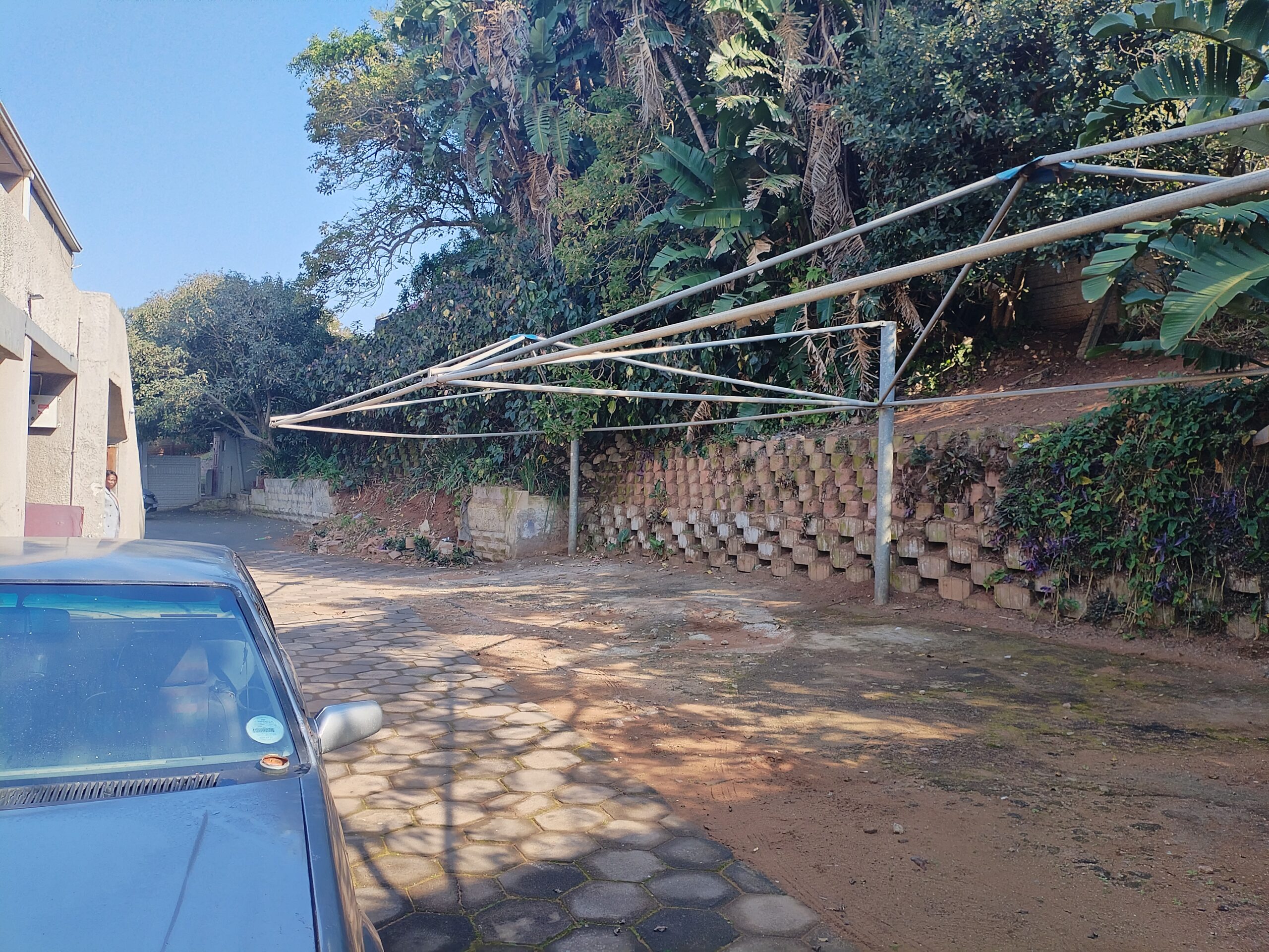 Spacious 1 Bedroom Apartment with Parking in Kingsburgh, Amanzimtoti - Image 12