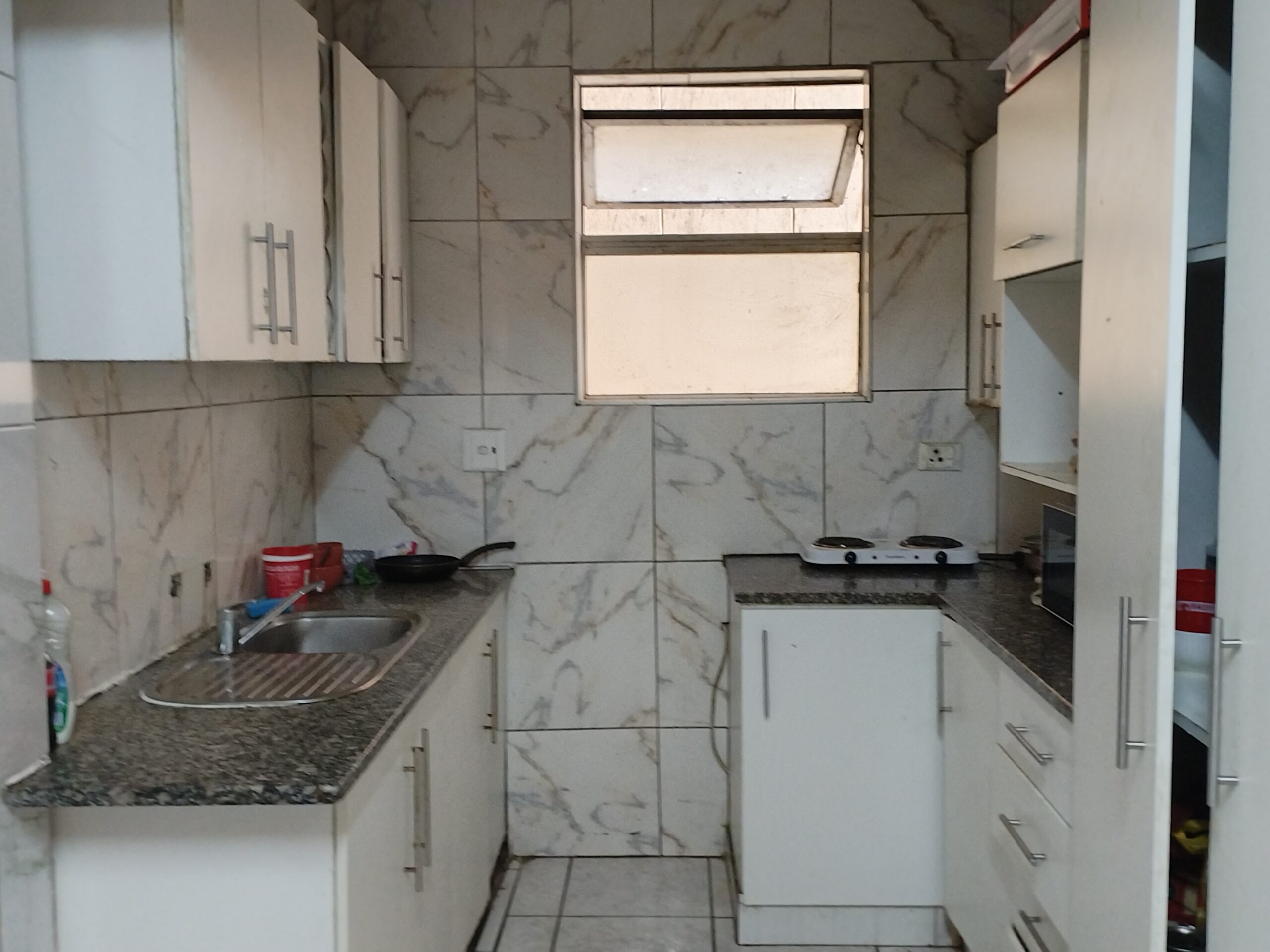 2 Bedroom Apartment for Sale in South Beach, Durban - Image 6