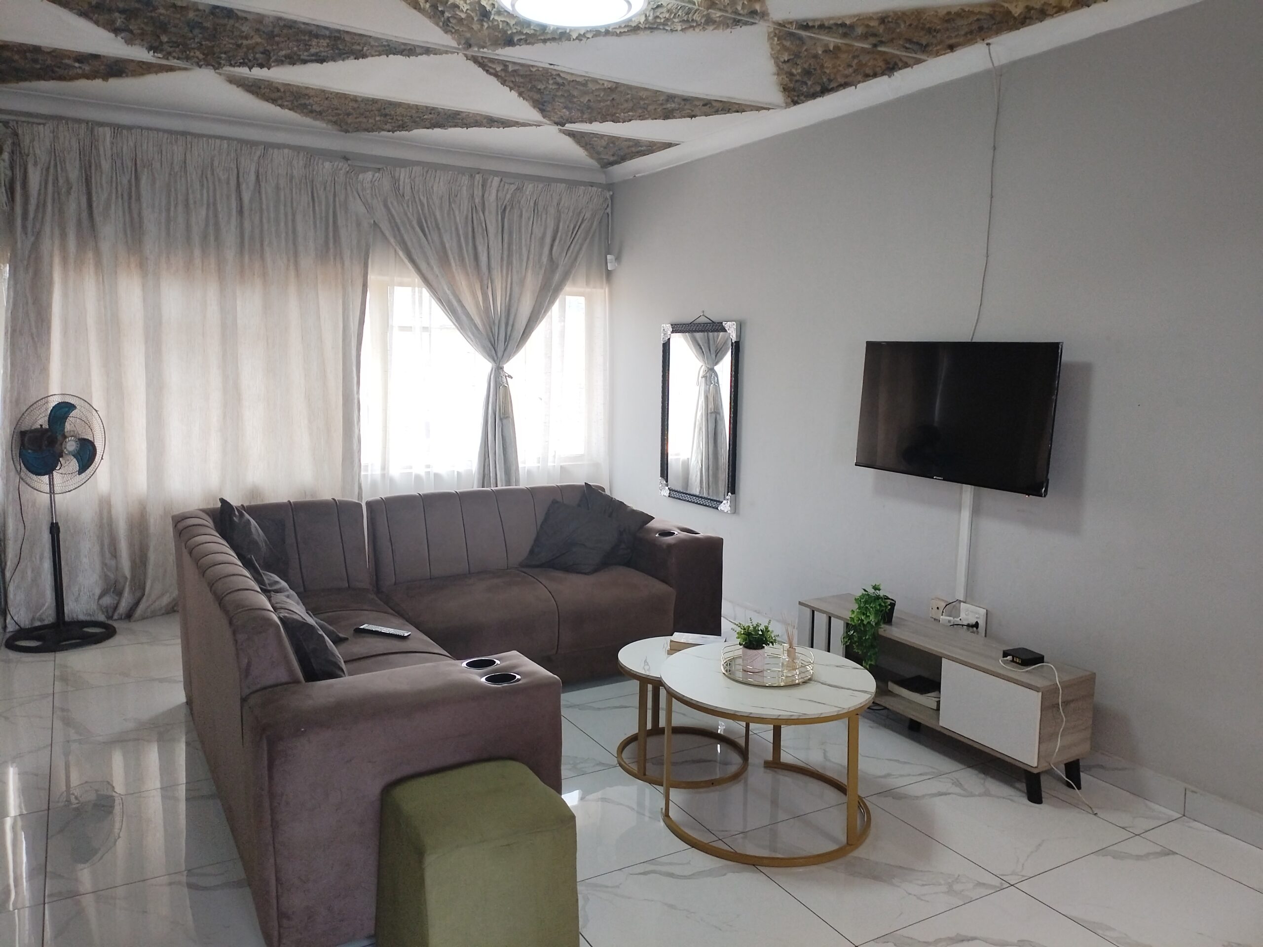 Newly Renovated 1.5 Bedroom Apartment for Sale in Montclair, Durban - Image 5