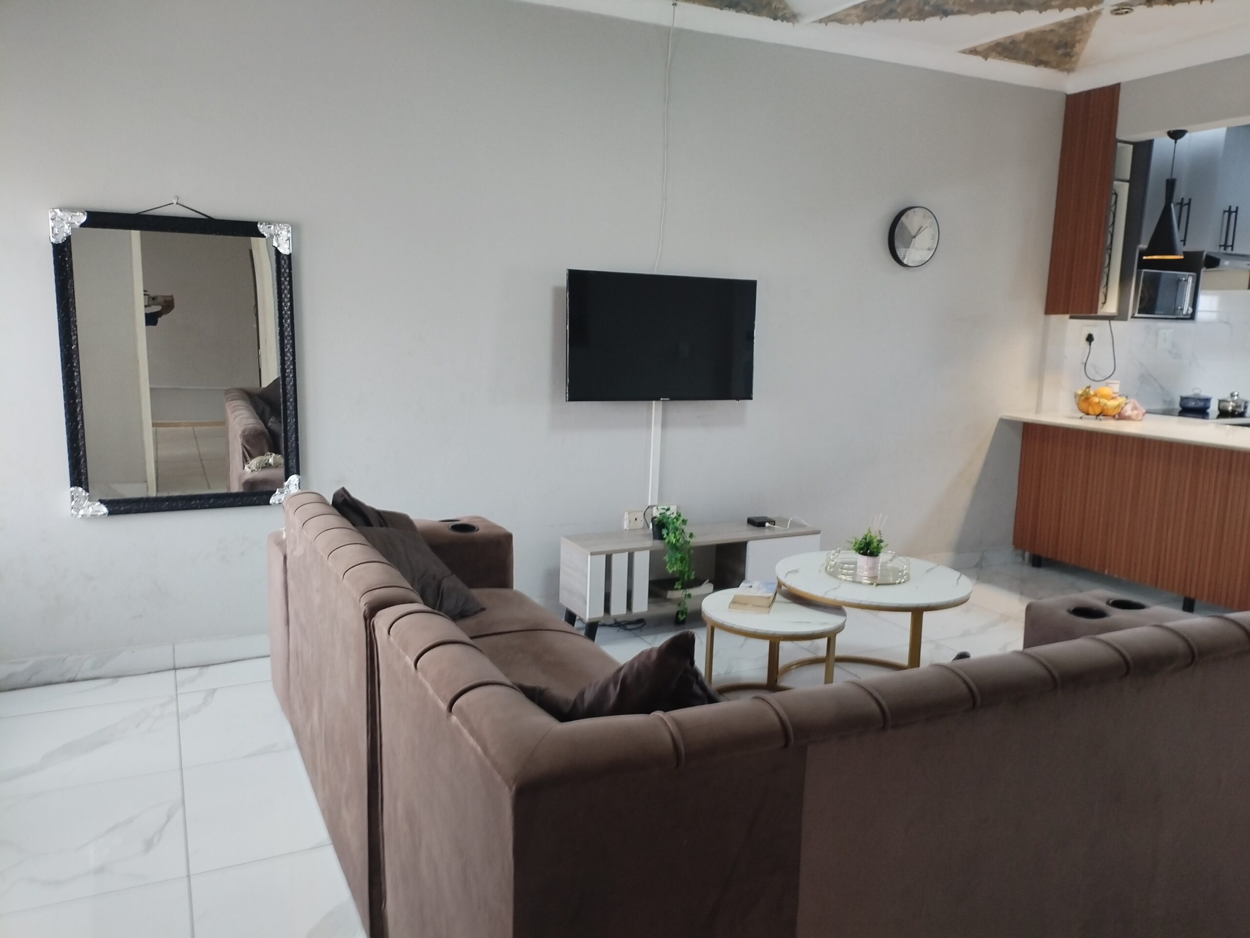 Newly Renovated 1.5 Bedroom Apartment for Sale in Montclair, Durban - Image 4