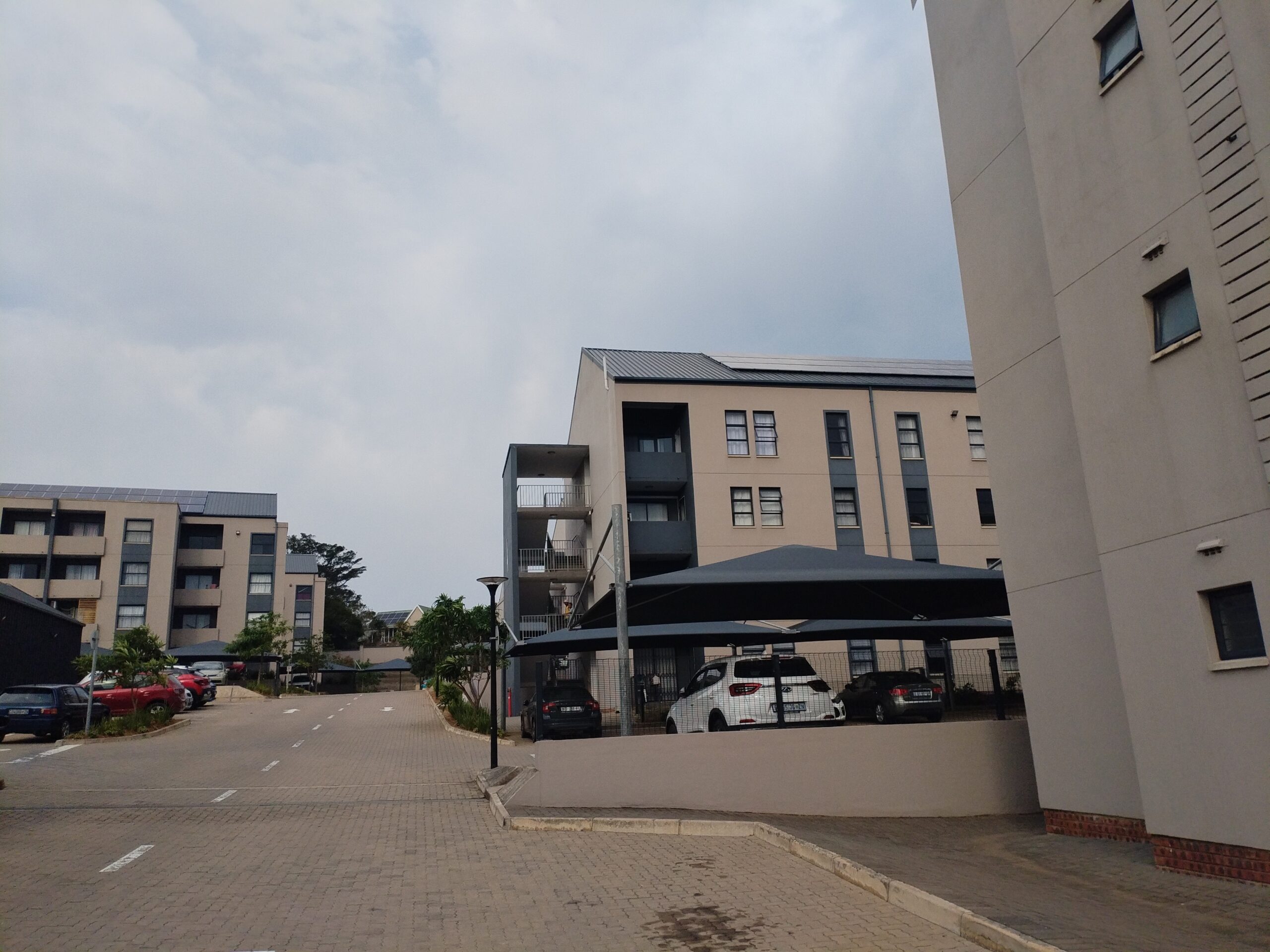 2 Bedroom Apartment in Umbogintwini, Amanzimtoti - Image 8