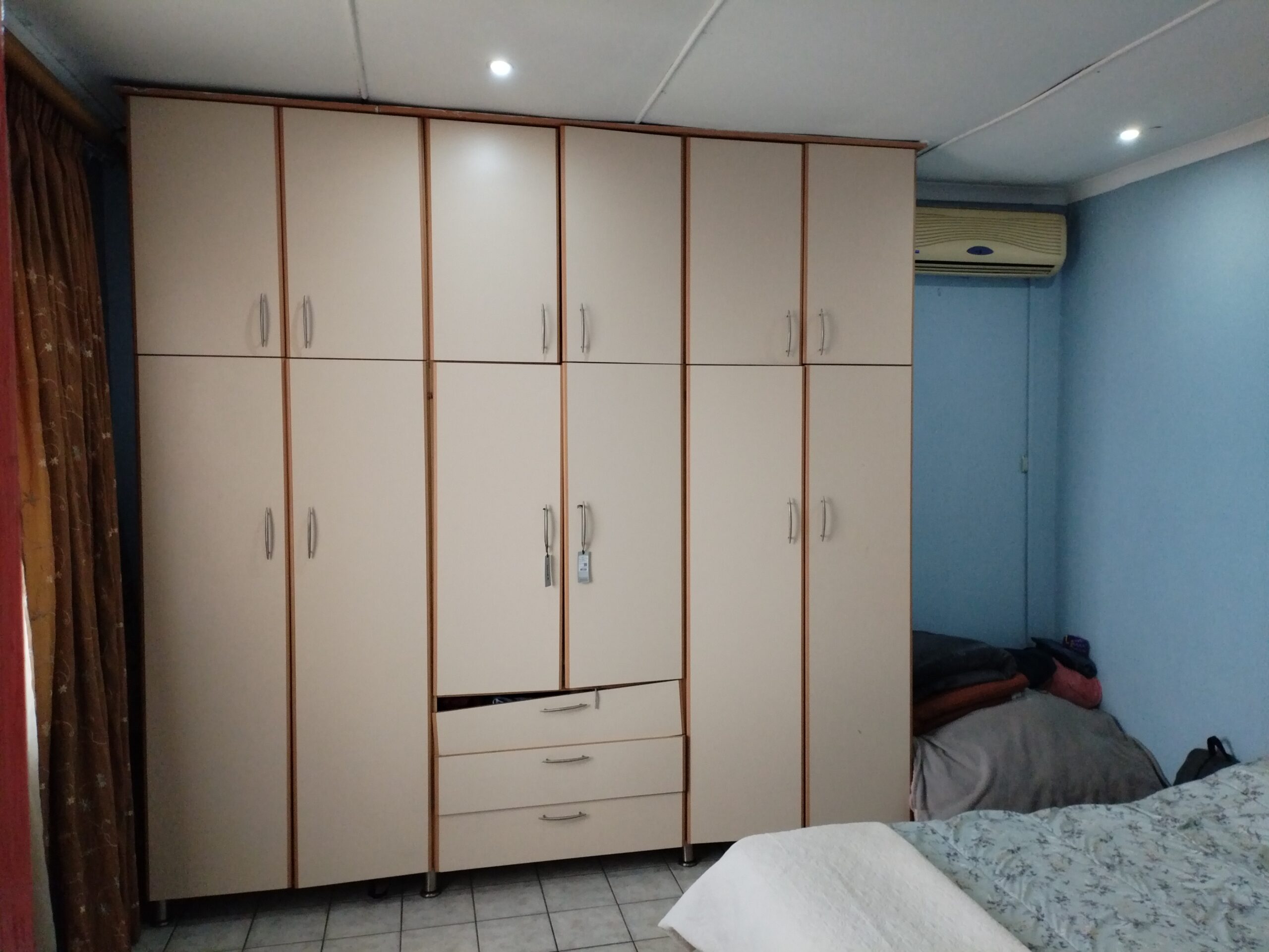 2 Bedroom Apartment in Montclair, Durban - Image 8