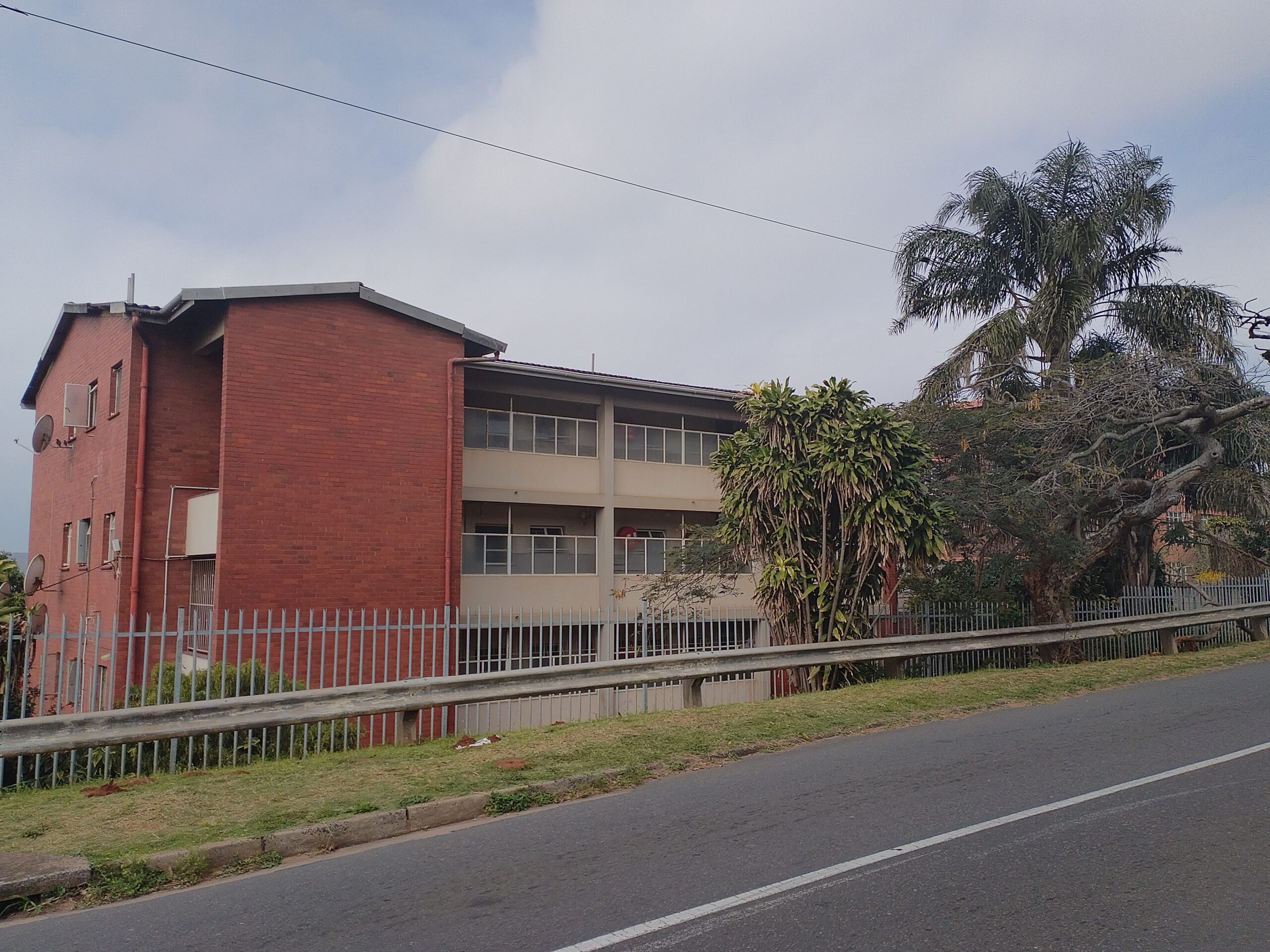 2 Bedroom Apartment in Montclair, Durban