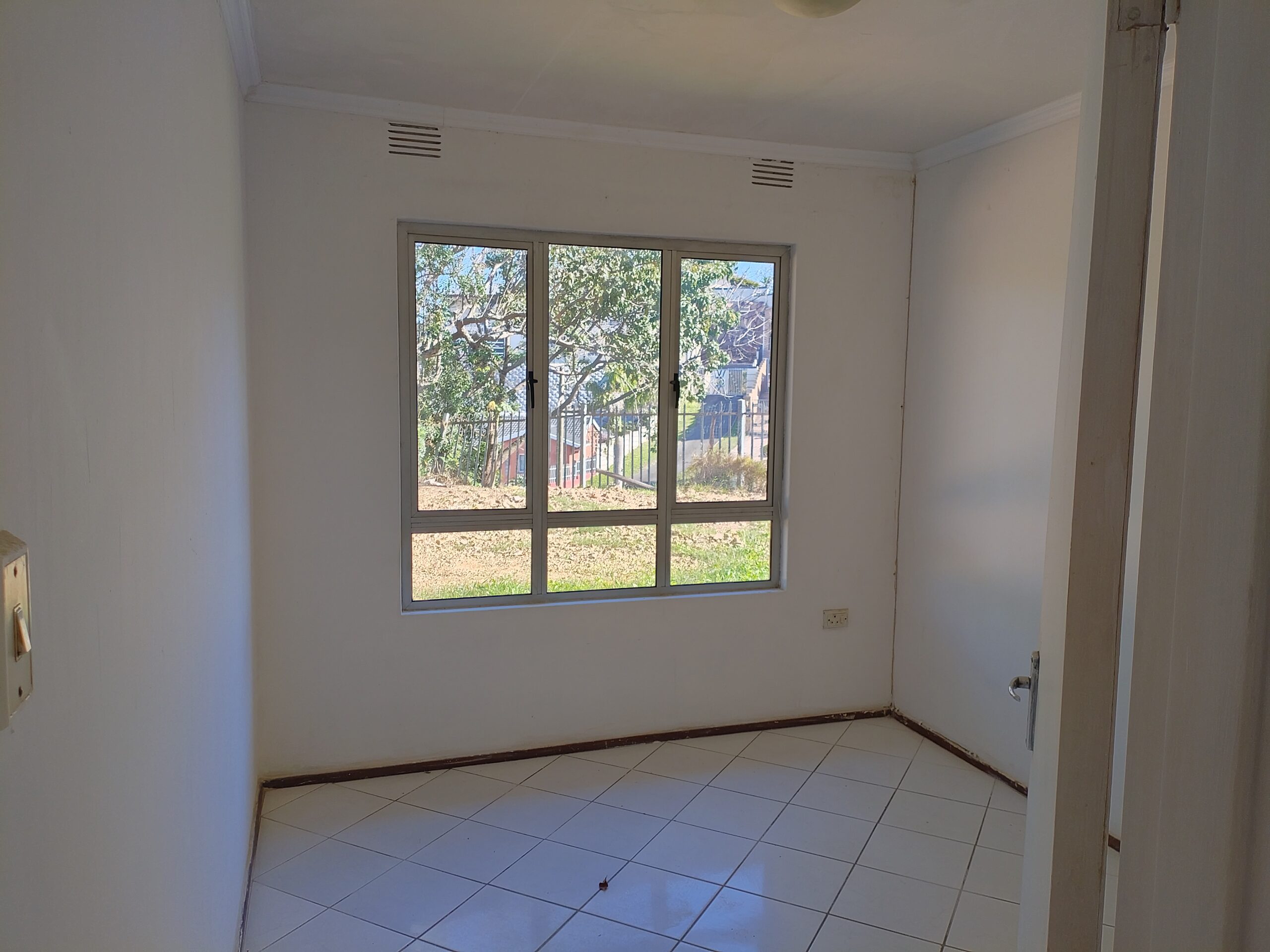 3 Bedroom House for Rent in Sea View, Durban - Image 13