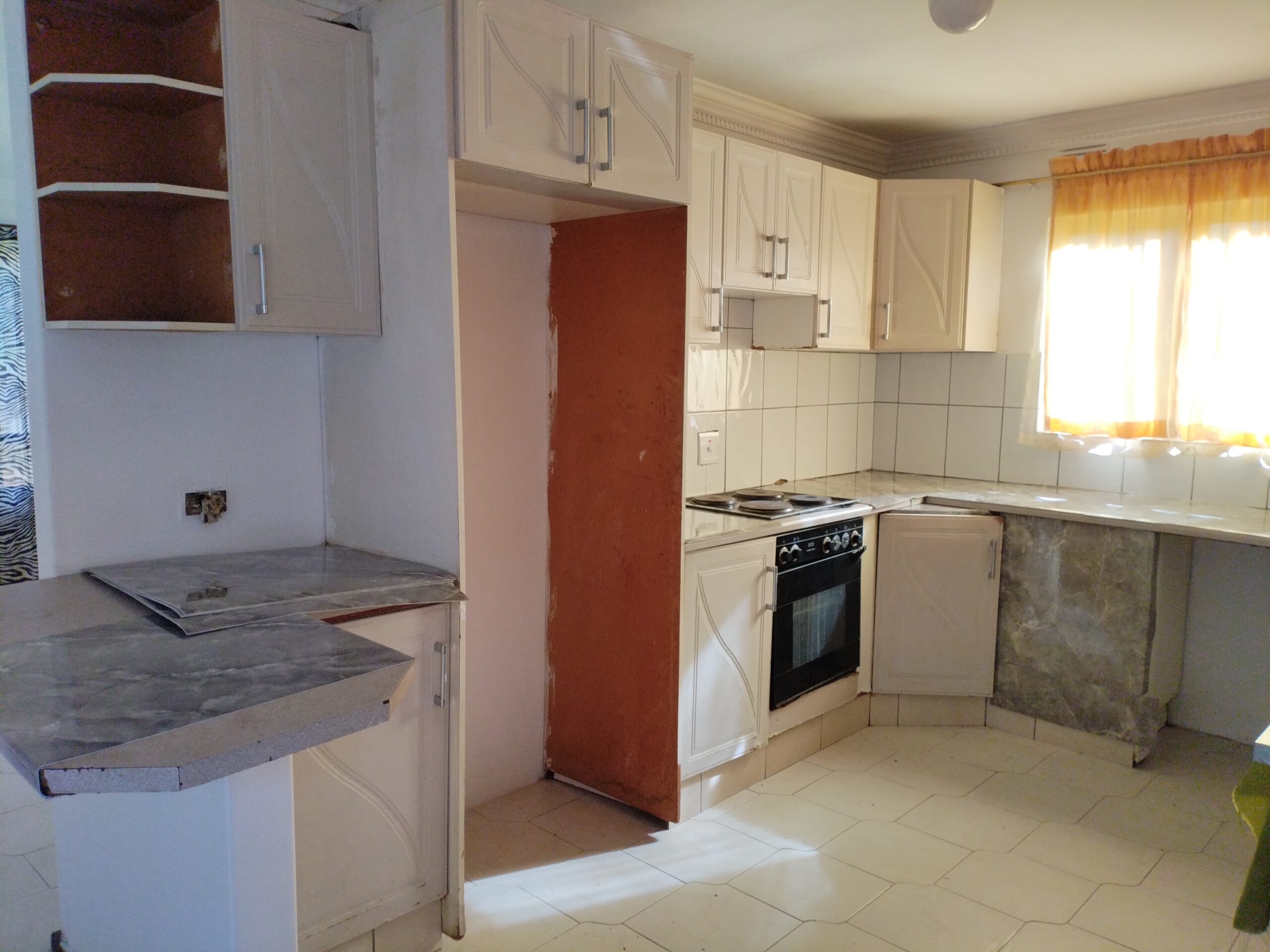 3 Bedroom House for Rent in Sea View, Durban - Image 8