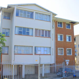 1.5 Bedroom Apartment in Morningside with Garage, Durban
