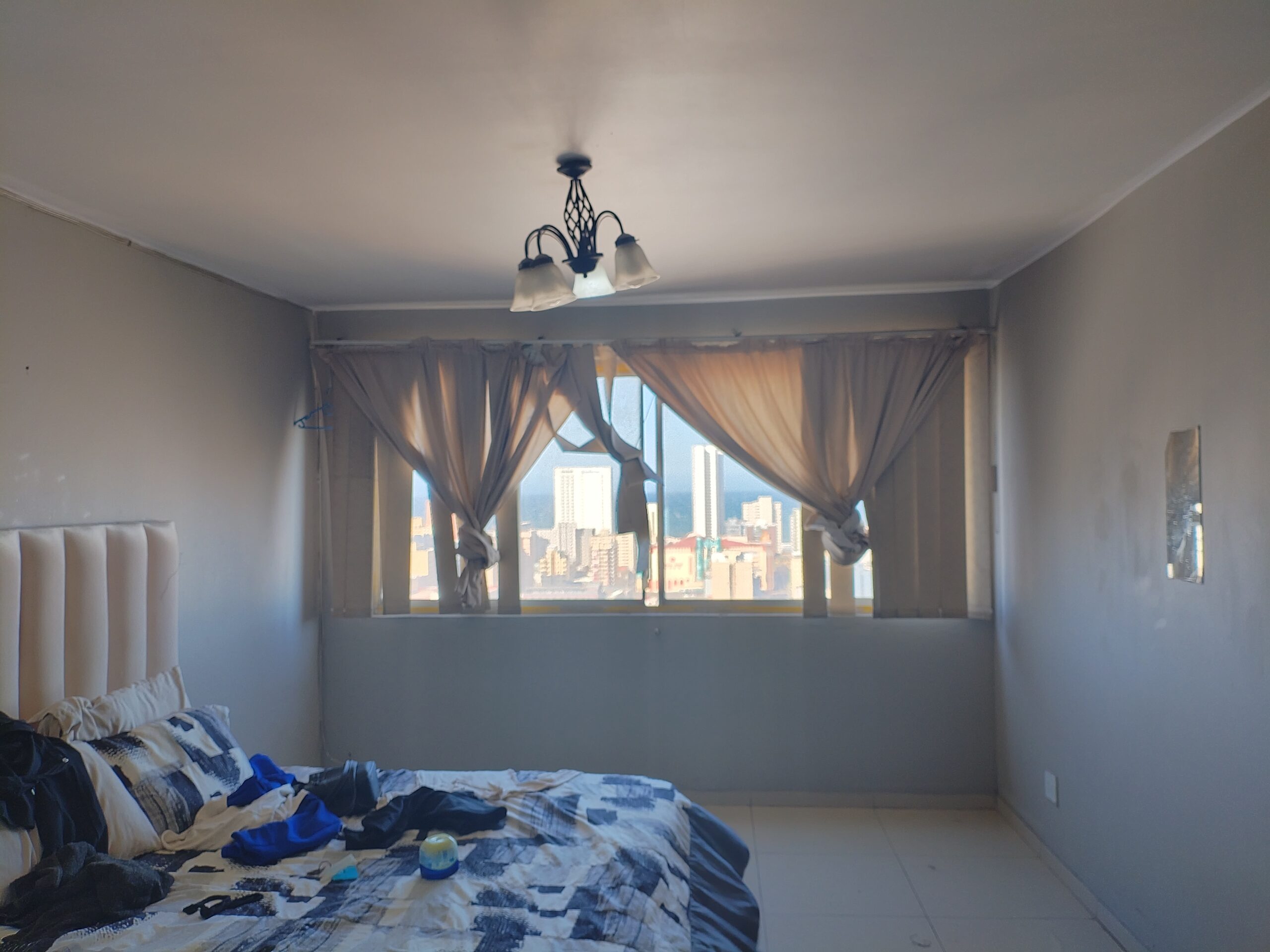 Spacious 2 Bedroom with 2 Bathroom in Esplanade, Durban - Image 6
